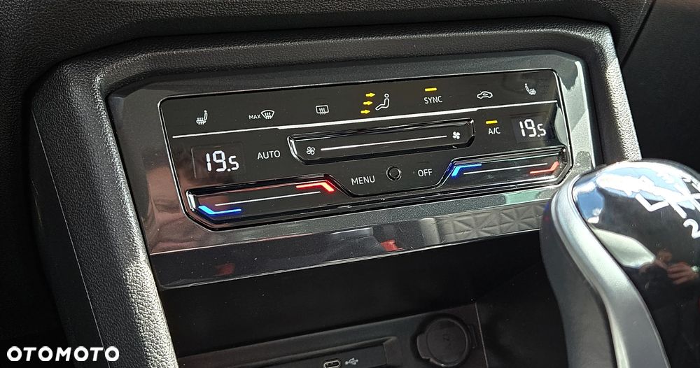 Volkswagen Tiguan 1.5 TSI OPF ACTIVE - 30