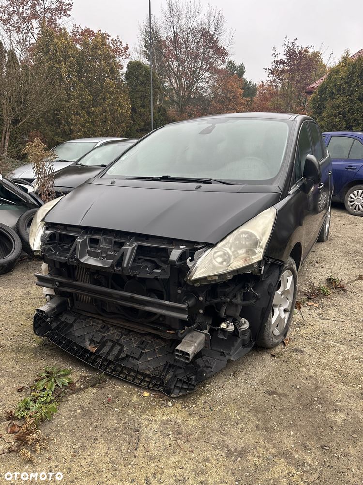 Peugeot 5008 - 3