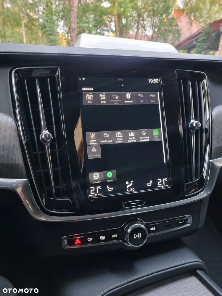Volvo V90 Cross Country B5 D AWD Pro - 29