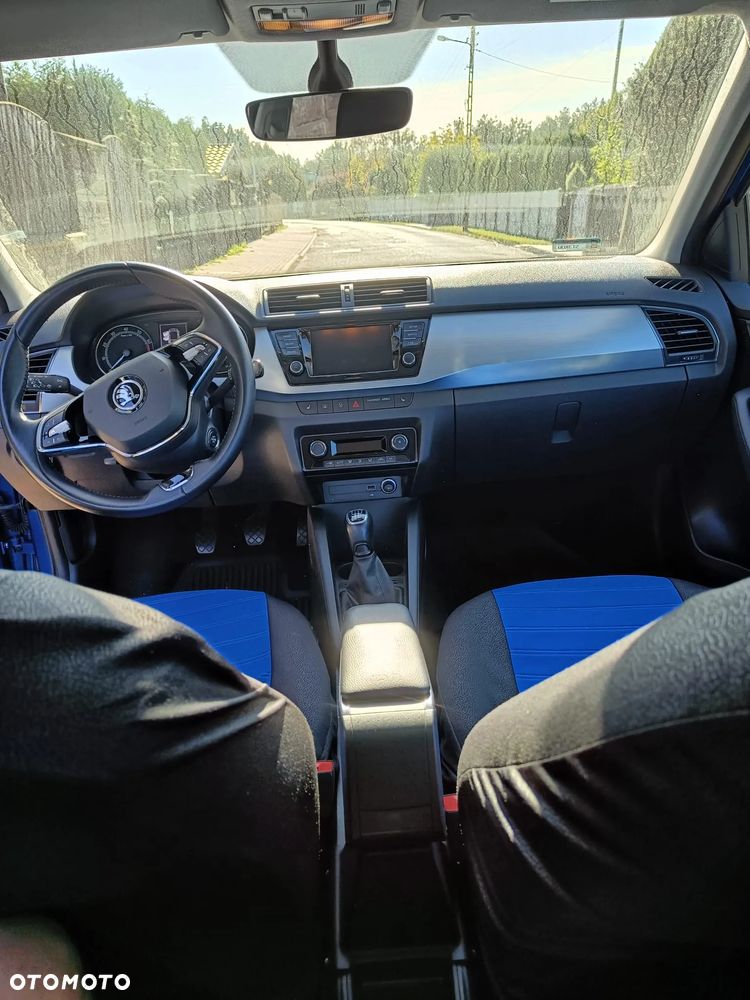 Skoda Fabia 2021 photo 3
