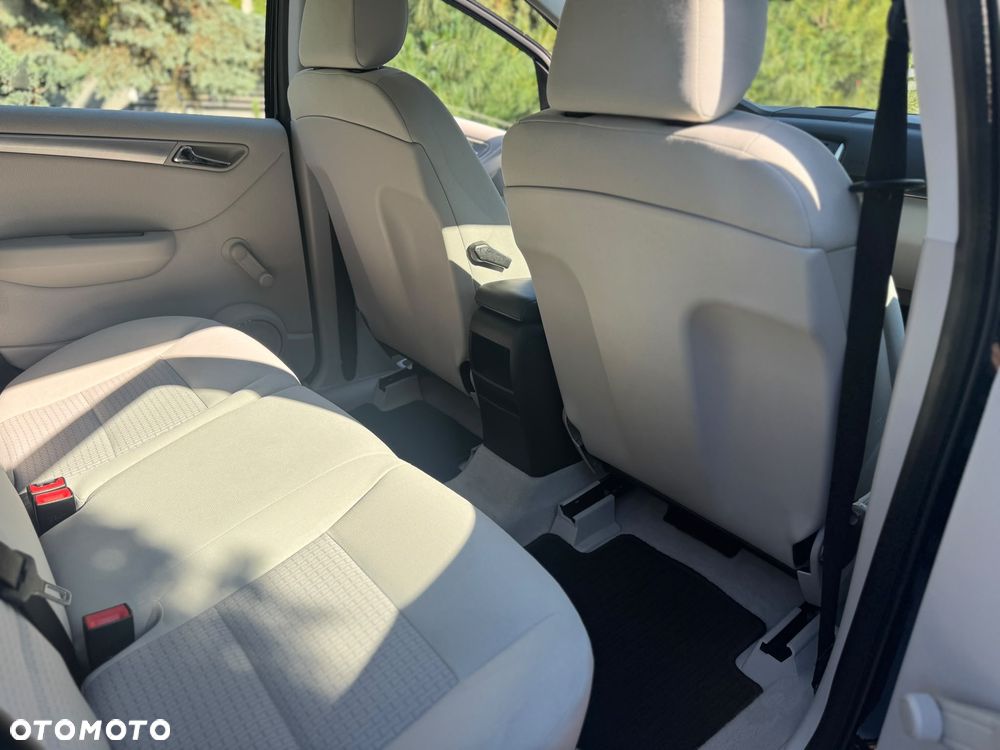 Mercedes-Benz Klasa B 180 BlueEFFICIENCY SPORT EDITION - 12