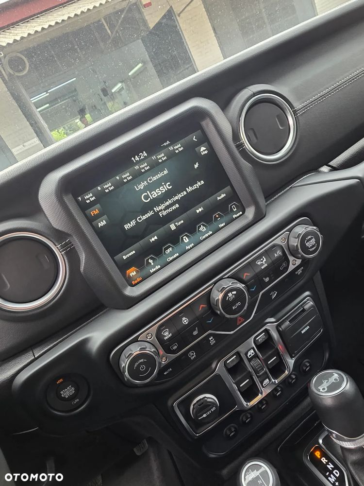Jeep Wrangler 3.6 Unlim Sahara - 10