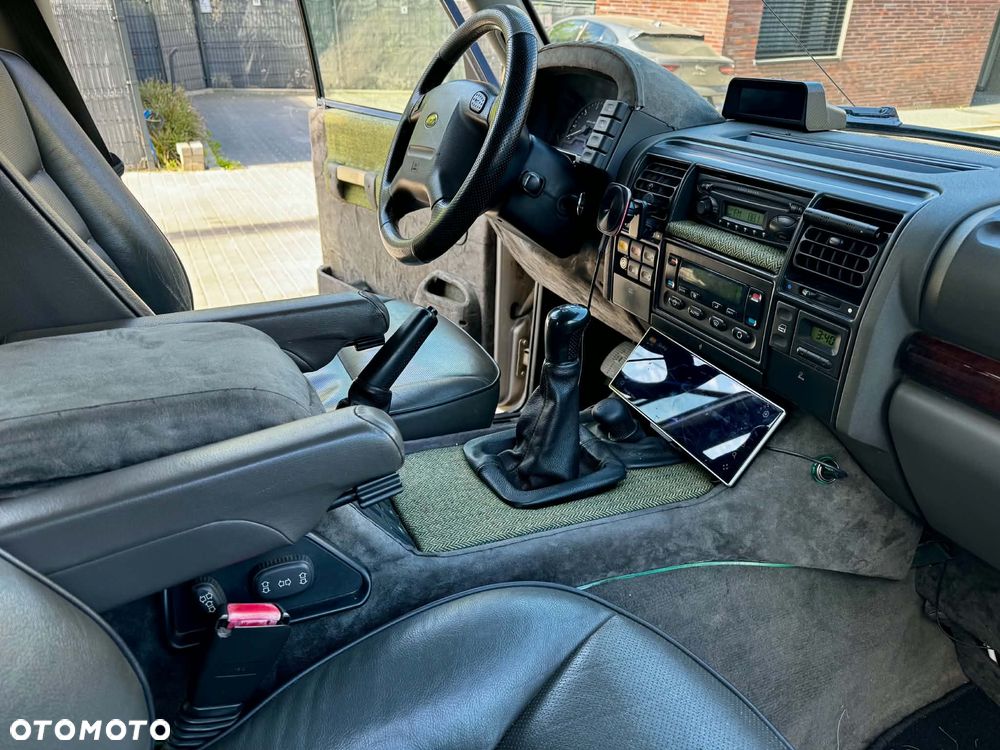 Land Rover Discovery 2.5 TD E - 26