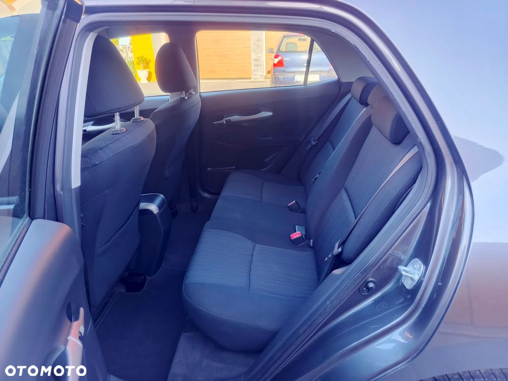 Toyota Auris 1.4 VVT-i Terra - 27