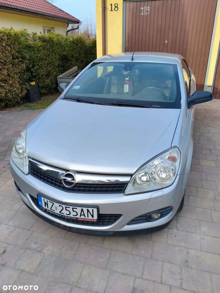 Opel Astra 1.6 T Cosmo - 13