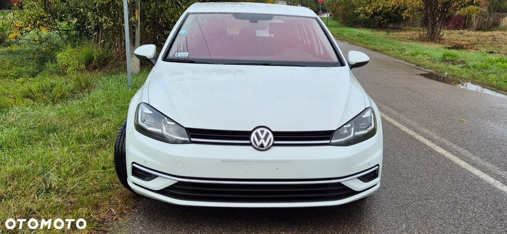 Volkswagen Golf - 5
