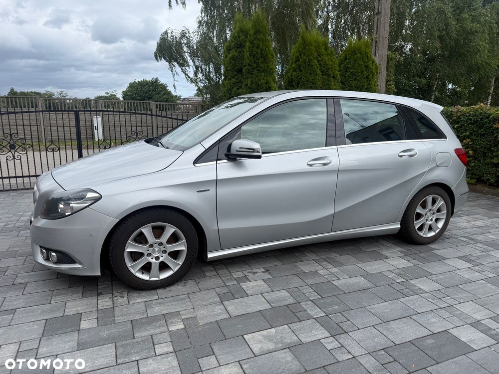 Mercedes-Benz Klasa B 180 CDI BlueEFFICIENCY Edition 1 - 2