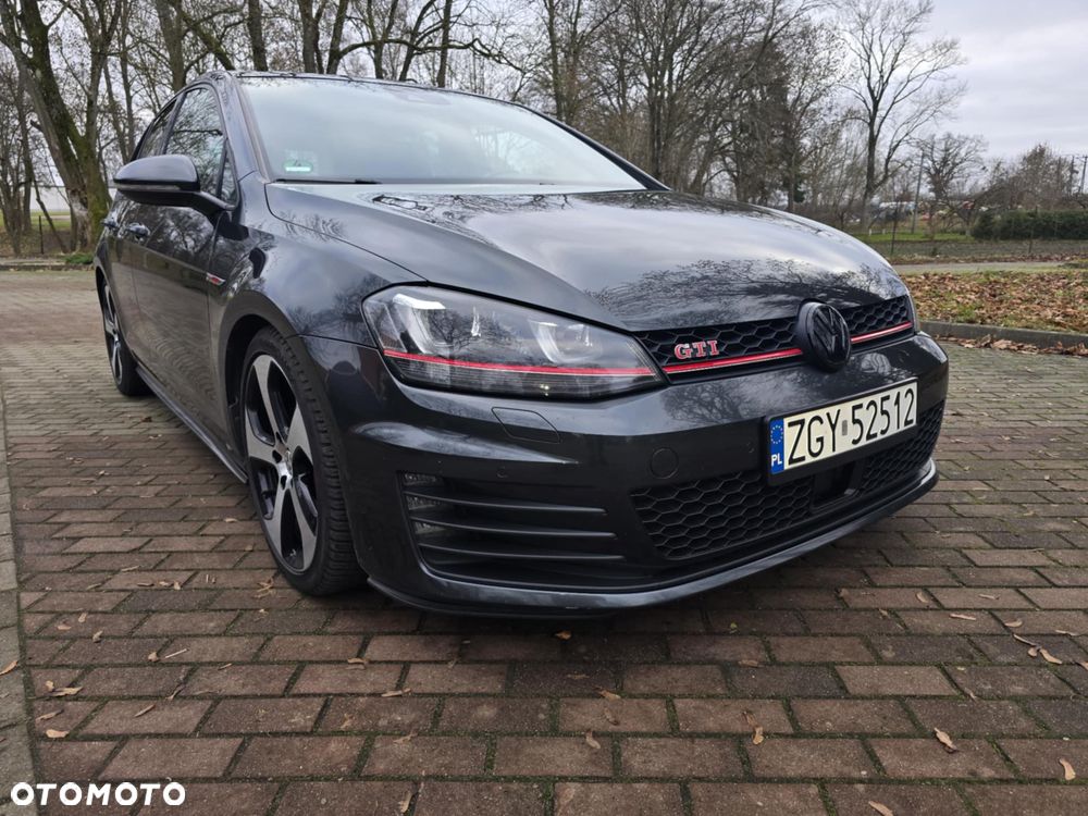 Volkswagen Golf GTI Performance BlueMotion Technology - 19