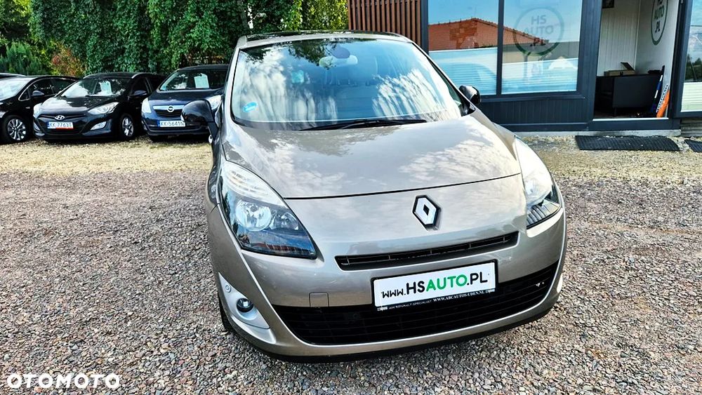 Renault Grand Scenic 2.0 16V 140 CVT Bose Edition - 4