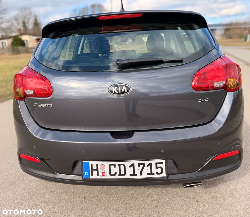 Kia Ceed 1.6 CRDi 128 Spirit - 4