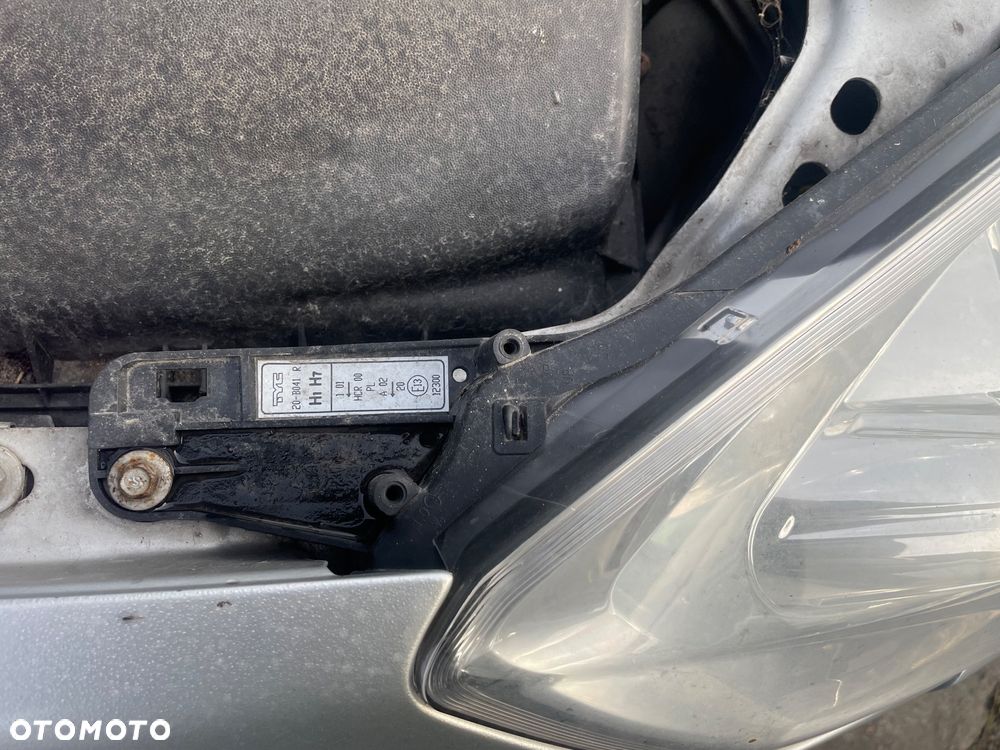 Reflektor lampa przód przednia prawa Opel Vectra c lift signum lift - 4