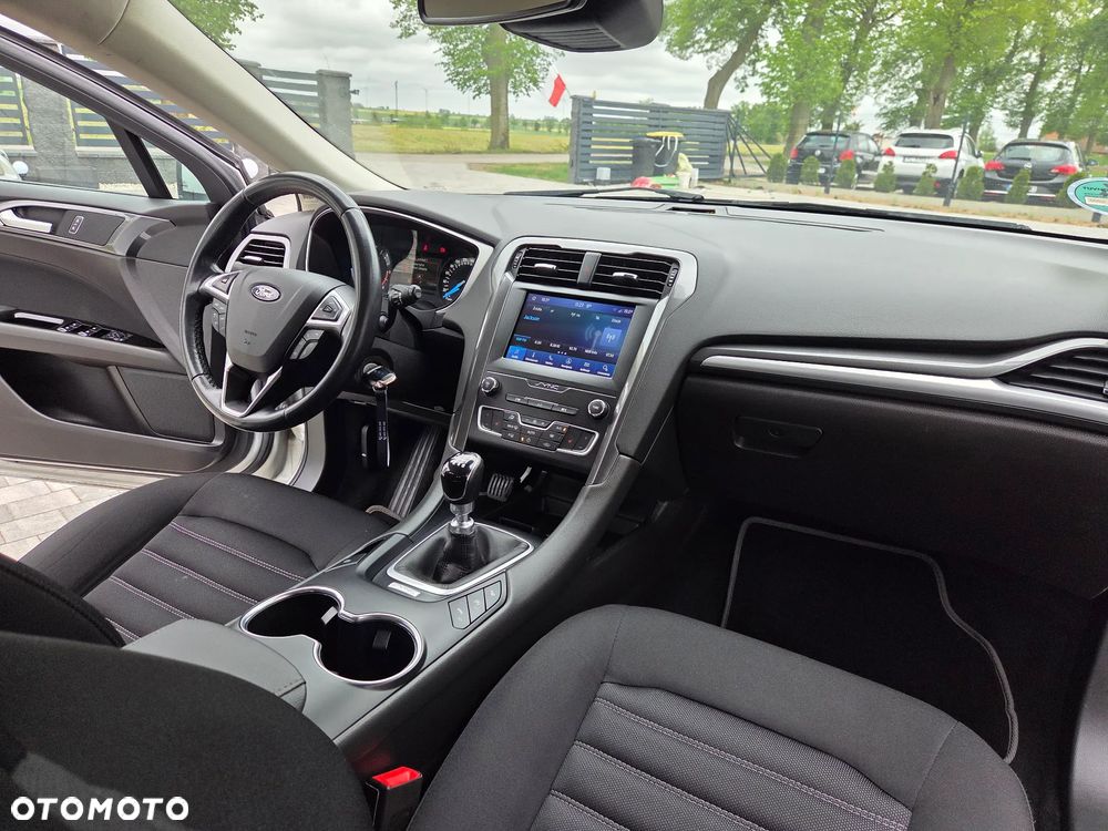 Ford Mondeo SW - 16