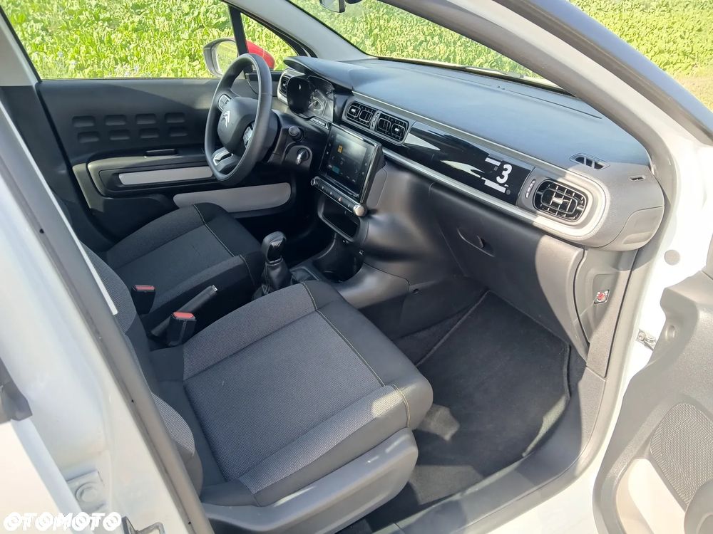 Citroën C3 1.2 PureTech Shine - 26