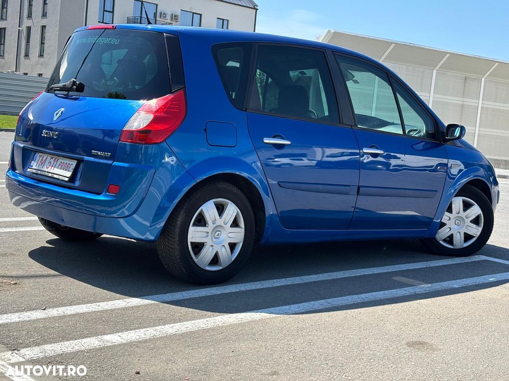 Renault Scenic 1.9 dCi FAP Avantage - 4