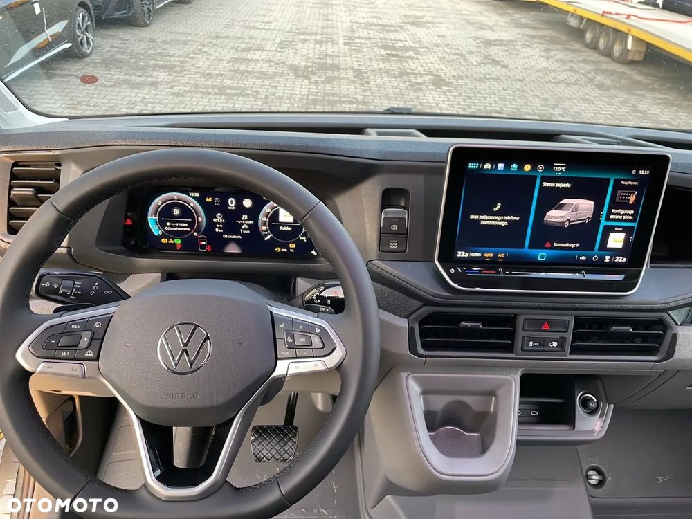 Volkswagen Crafter 35 Furgon z wysokim dachem 2,0 l 177 KM automat - 14