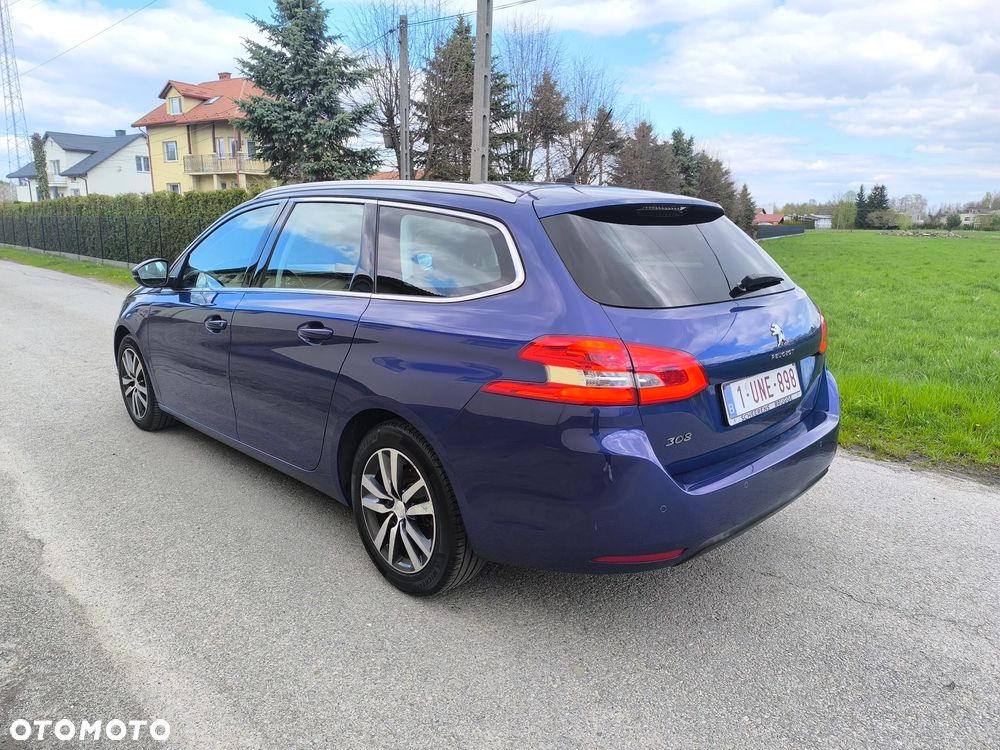 Peugeot 308 BlueHDi 130 Stop & Start Allure Business-Paket - 3