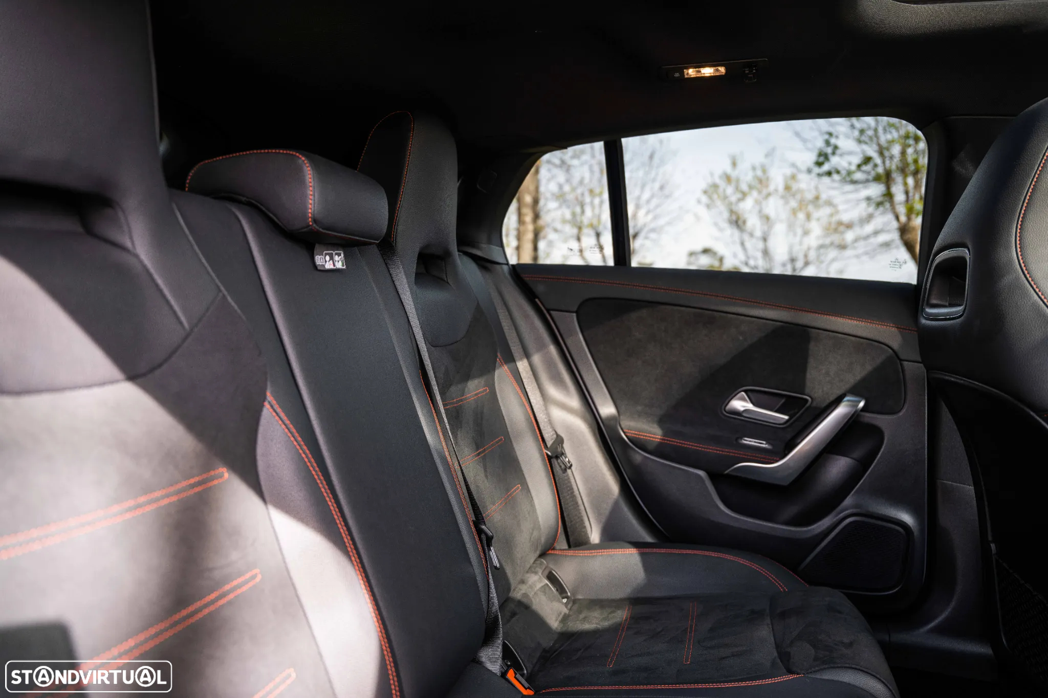 Mercedes-Benz CLA 250 e Shooting Brake AMG Line - 15