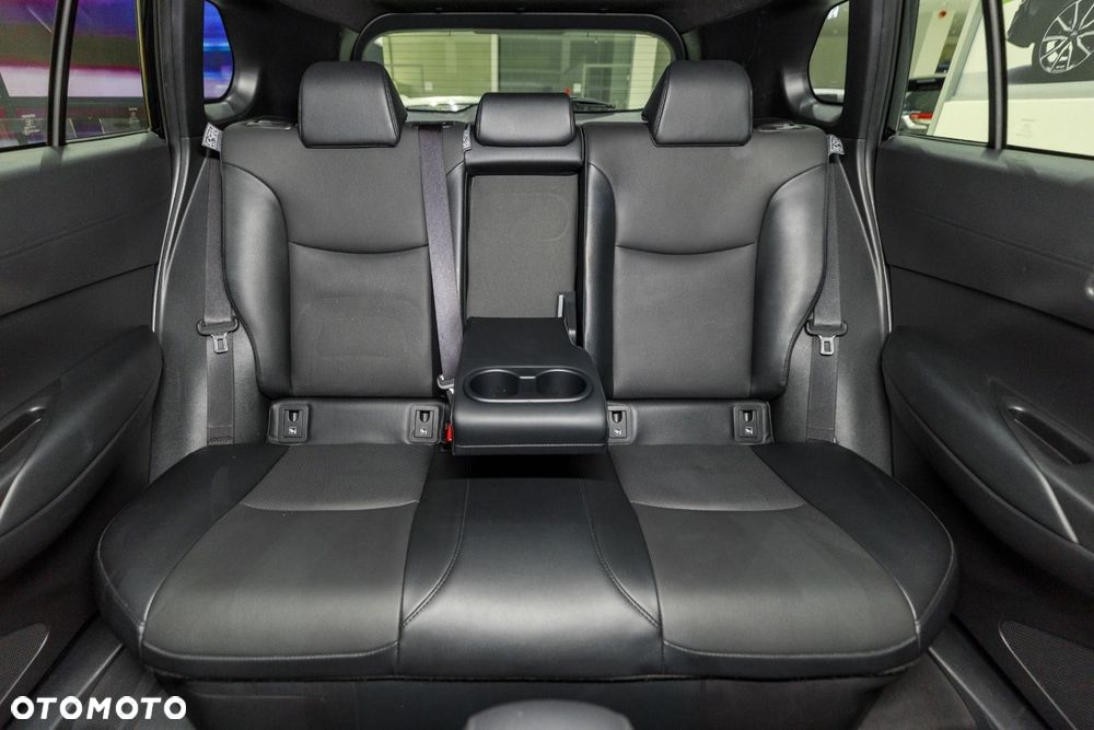 Toyota Corolla Cross - 11