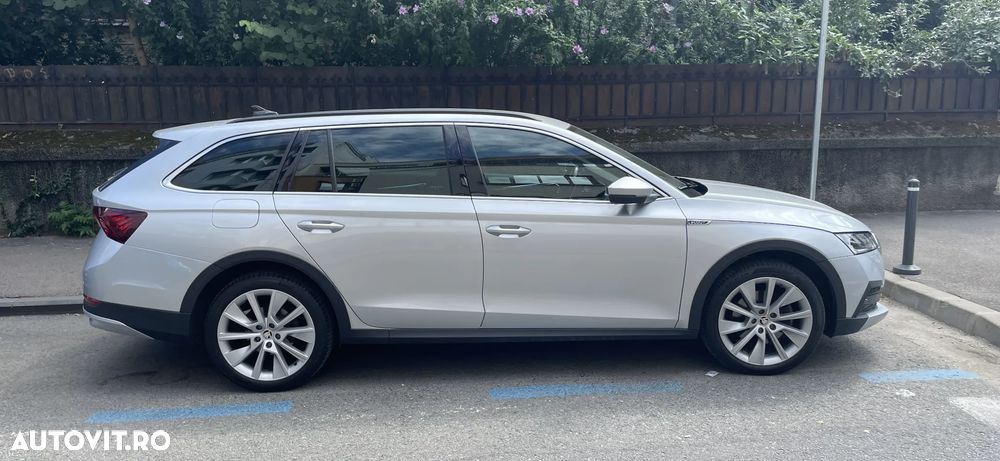 Skoda Octavia 2.0 TSI DSG 4x4 Scout - 4