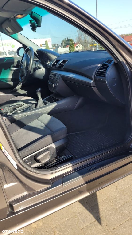 BMW Seria 1 116i - 18