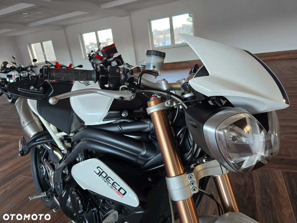 Triumph Speed Triple - 2