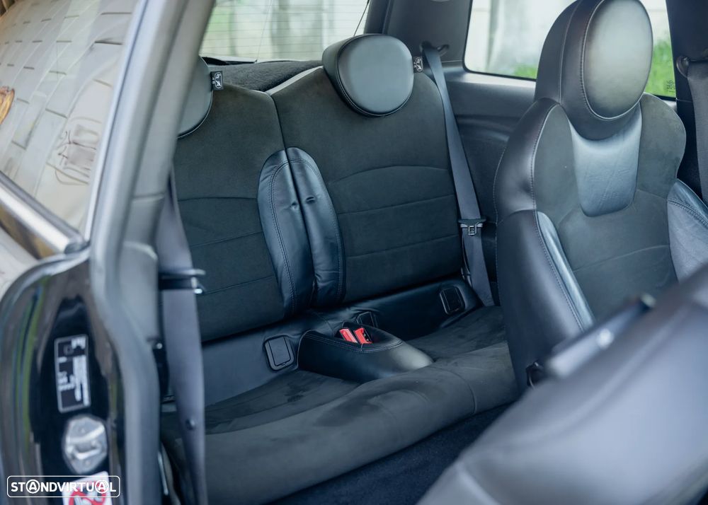 MINI 3 Portas John Cooper Works - 20