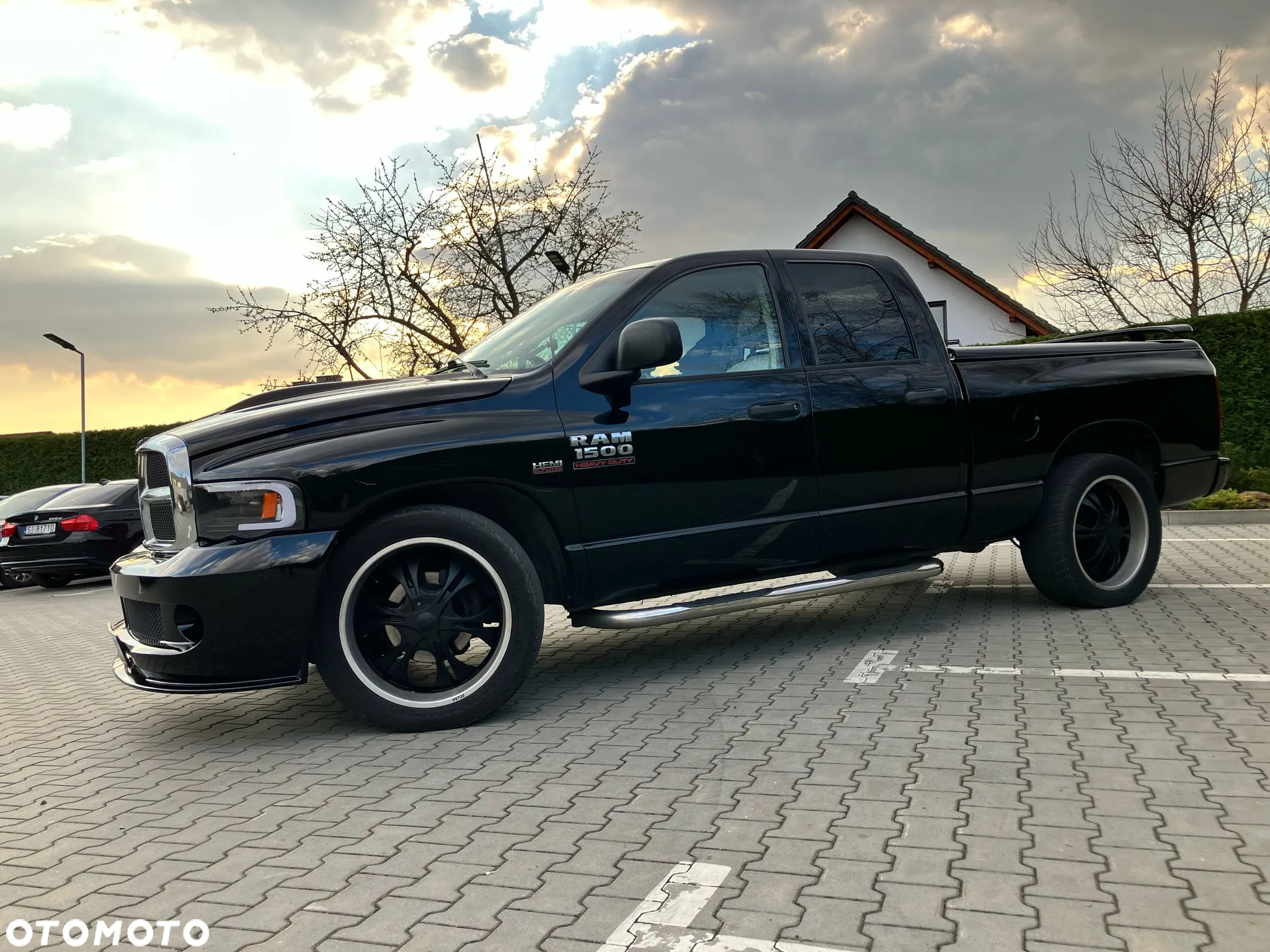 Dodge RAM - 28