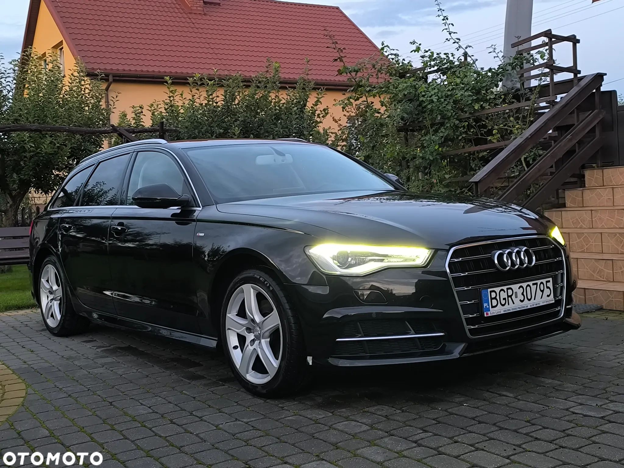 Audi A6 Avant 2.0 TDI ultra S tronic - 1