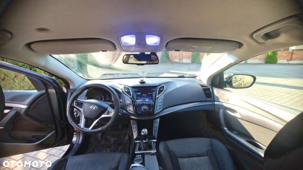 Hyundai i40 2.0 GDI Comfort + - 8