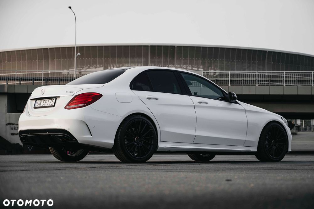 Mercedes-Benz Klasa C AMG 43 4-Matic - 8