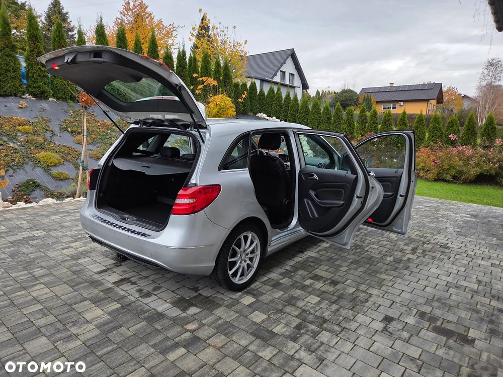 Mercedes-Benz Klasa B 200 (BlueEFFICIENCY) - 8