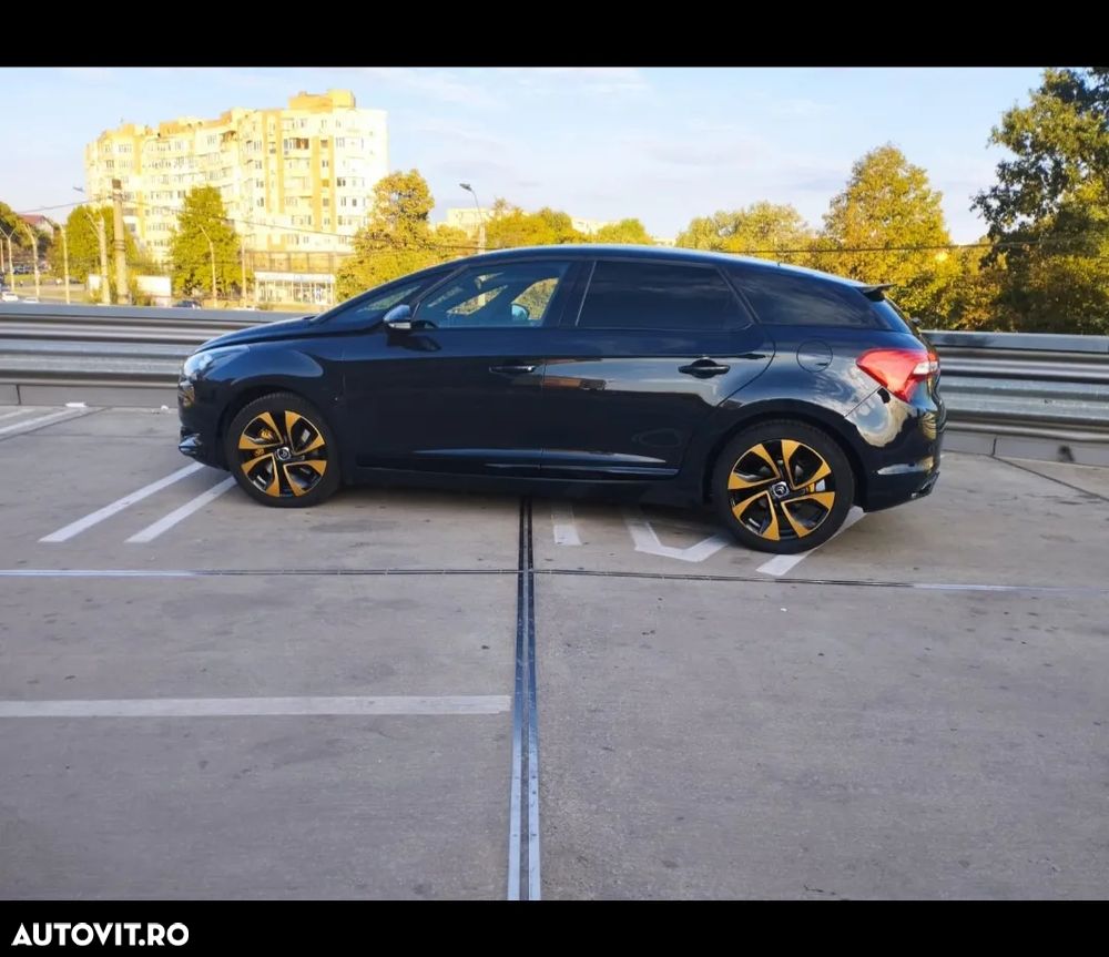 Citroën DS5 HDi 165 SportChic - 4
