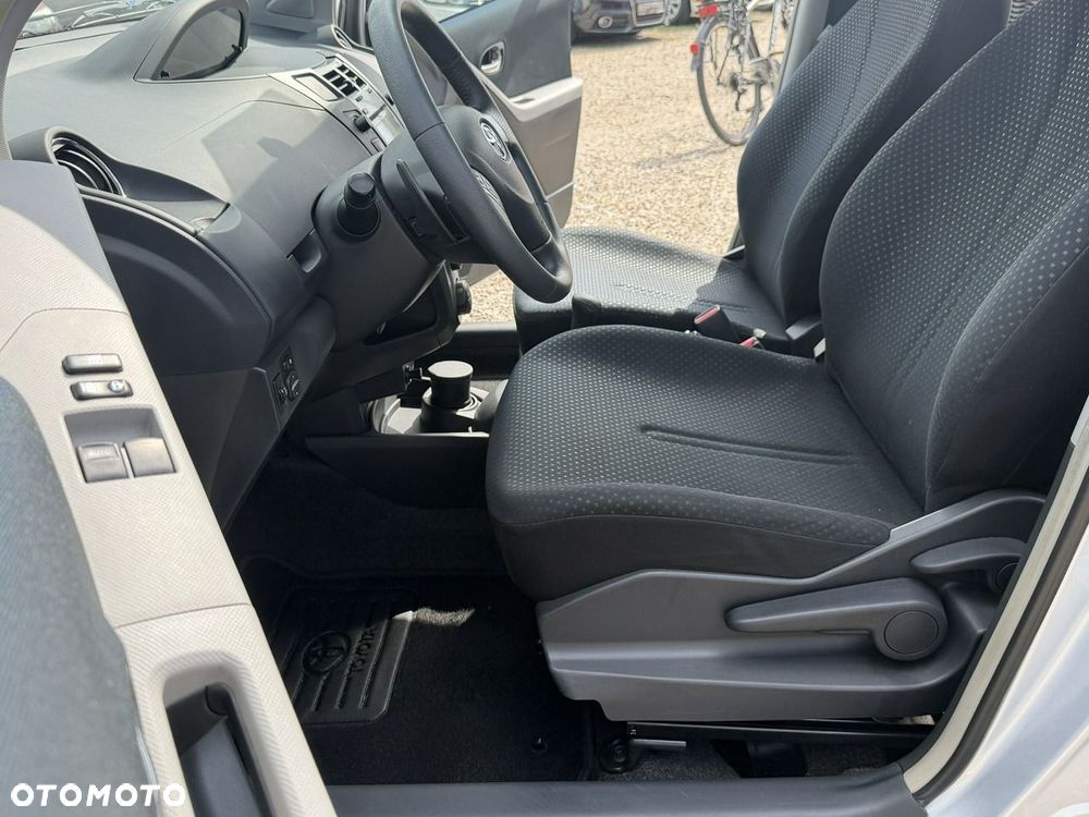 Toyota Yaris 1.33 VVT-i Multi Mode Sol - 7