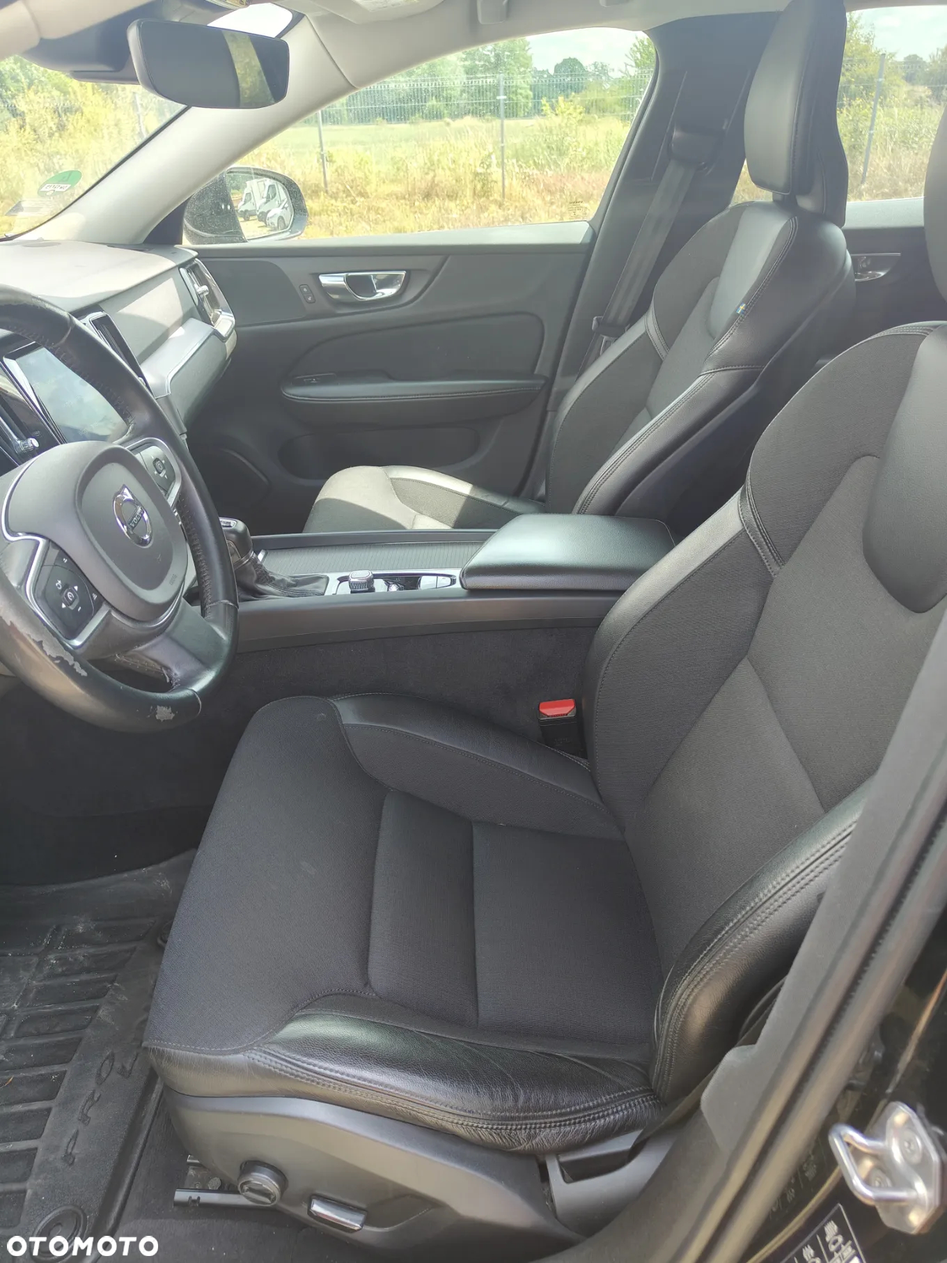 Volvo V60 D3 AWD Momentum Pro - 5