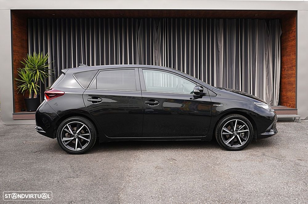 Toyota Auris 1.8 HSD Comfort +P.Techno+P.Sport - 7