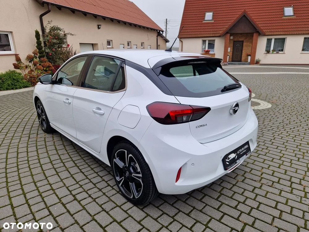 Opel Corsa 1.2 Direct Injection Turbo GS - 10