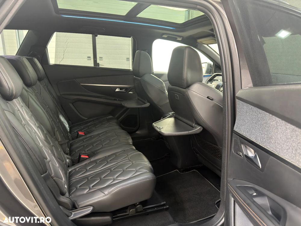Peugeot 5008 - 5