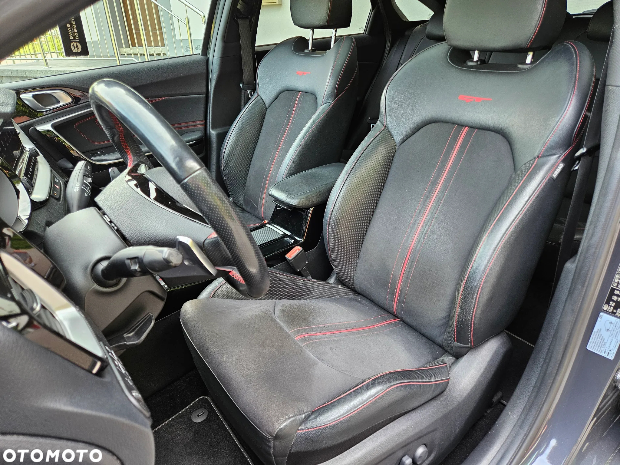 Kia ProCeed 1.6 T-GDI GT DCT - 10