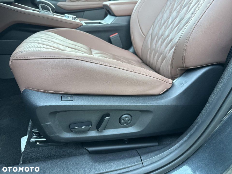 Mitsubishi Outlander - 15