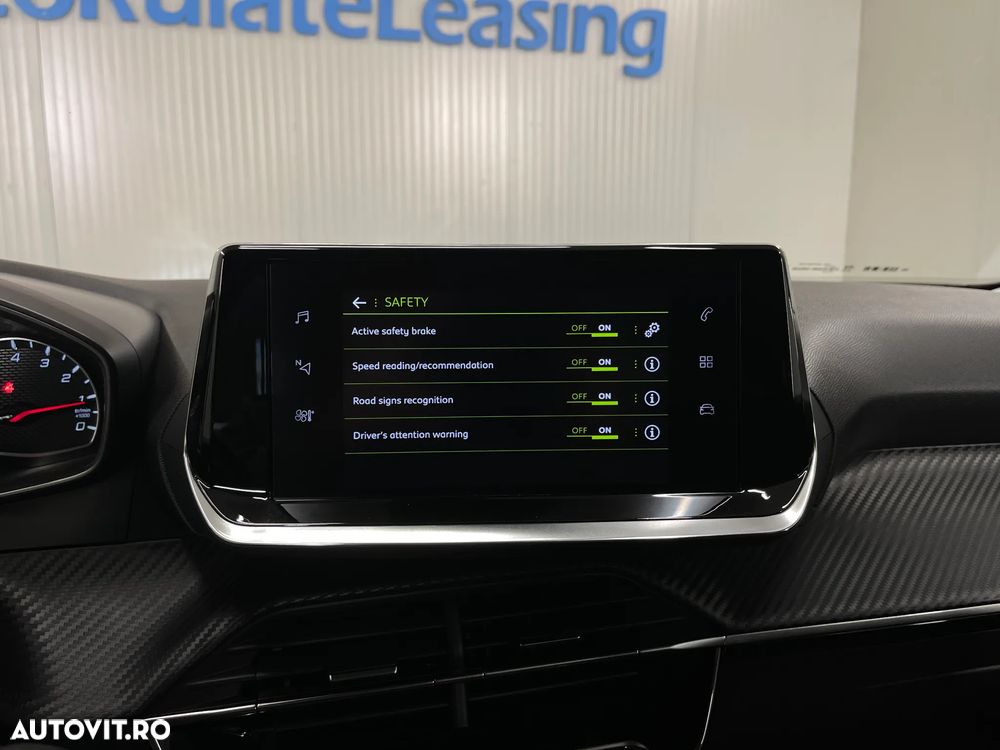 Peugeot 2008 1.5 BlueHDI 130 S&S EAT8 Allure - 19