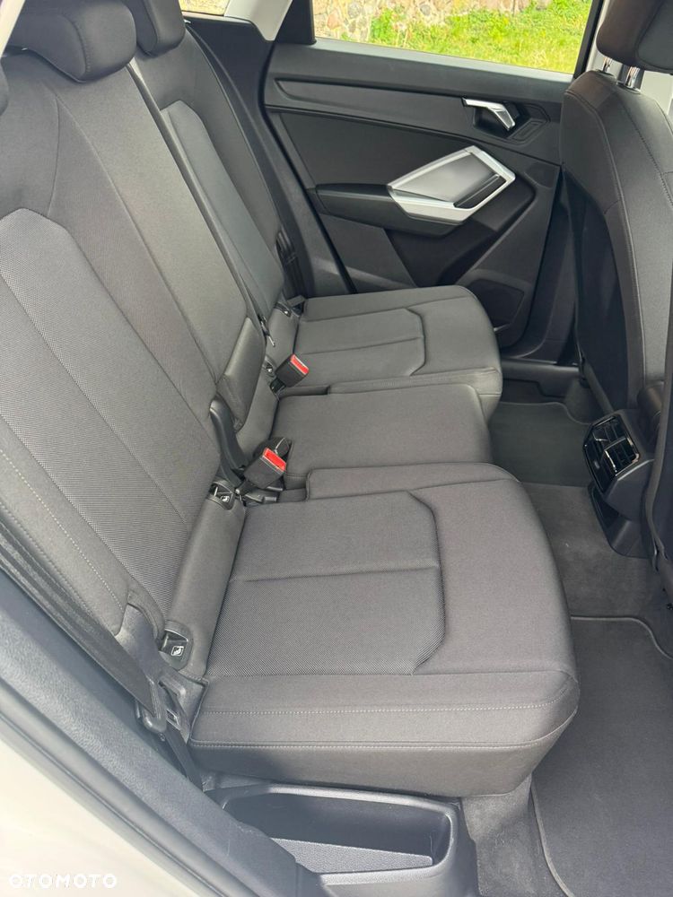 Audi Q3 35 TFSI Advanced S tronic - 11