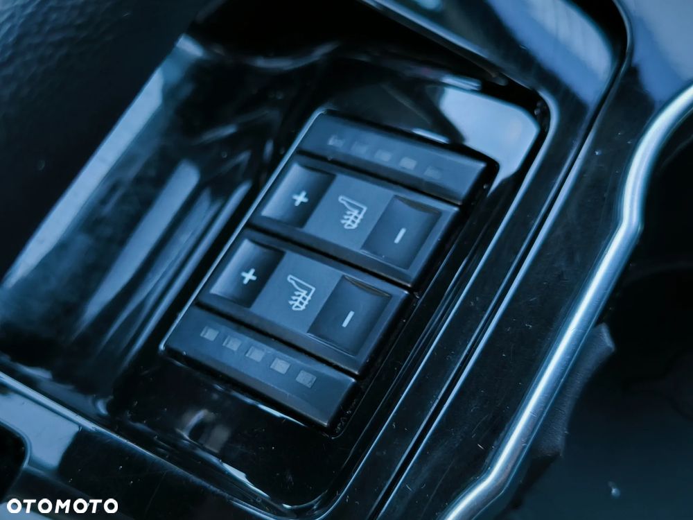 Ford Galaxy 2.0 TDCi Titanium - 24