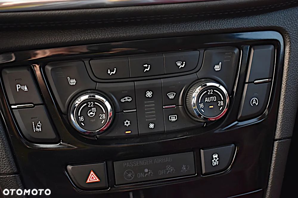 Opel Mokka X 1.4 (ecoFLEX) ECOTEC Start/Stop Color Innovation - 28