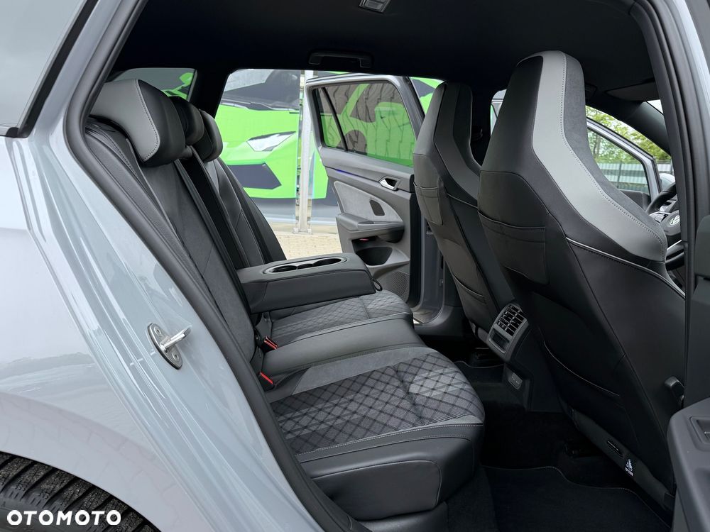 Volkswagen Golf 2.0 TDI SCR DSG R-Line - 37