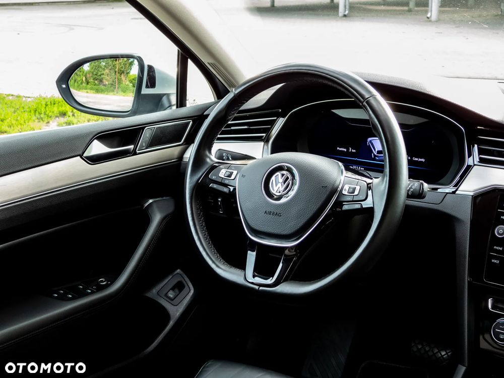 Volkswagen Passat 2.0 TDI BMT SCR 4Mot Highline DSG7 - 20