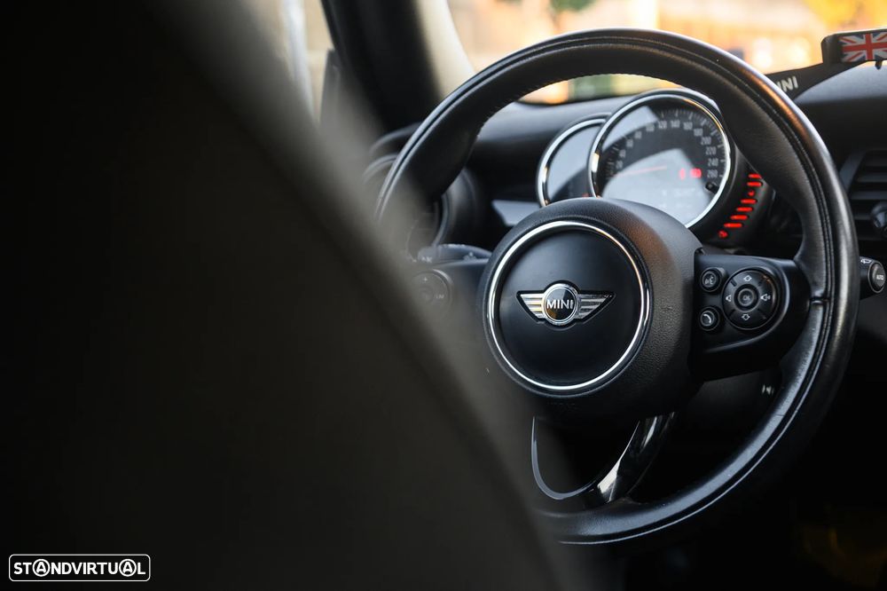 MINI 3 Portas Cooper D - 37