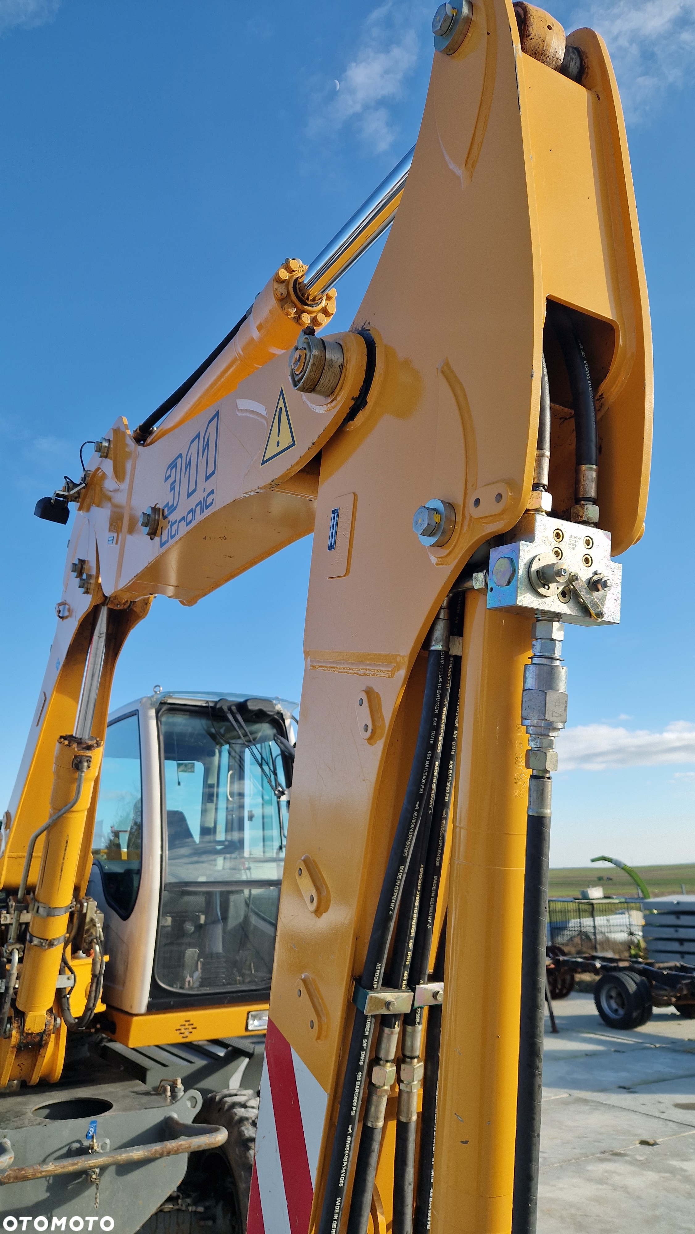 Liebherr 311 - 3