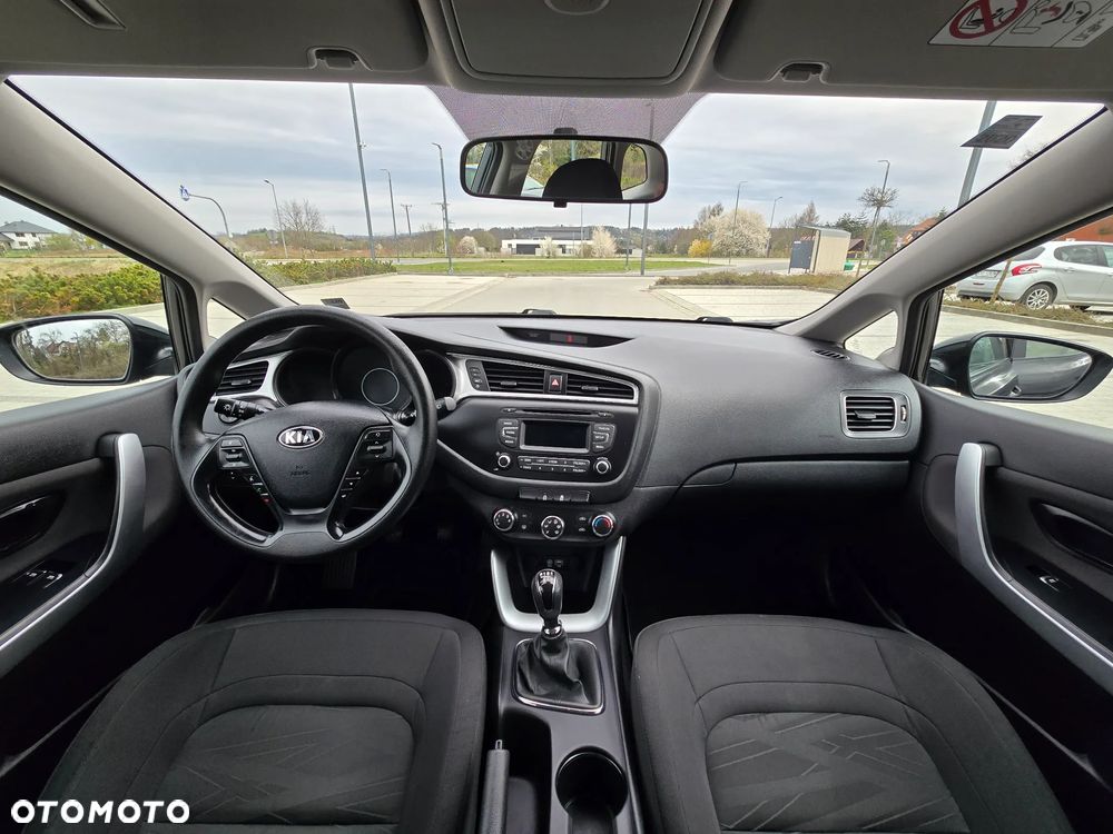 Kia Ceed 1.4 CRDi 90 Vision - 8