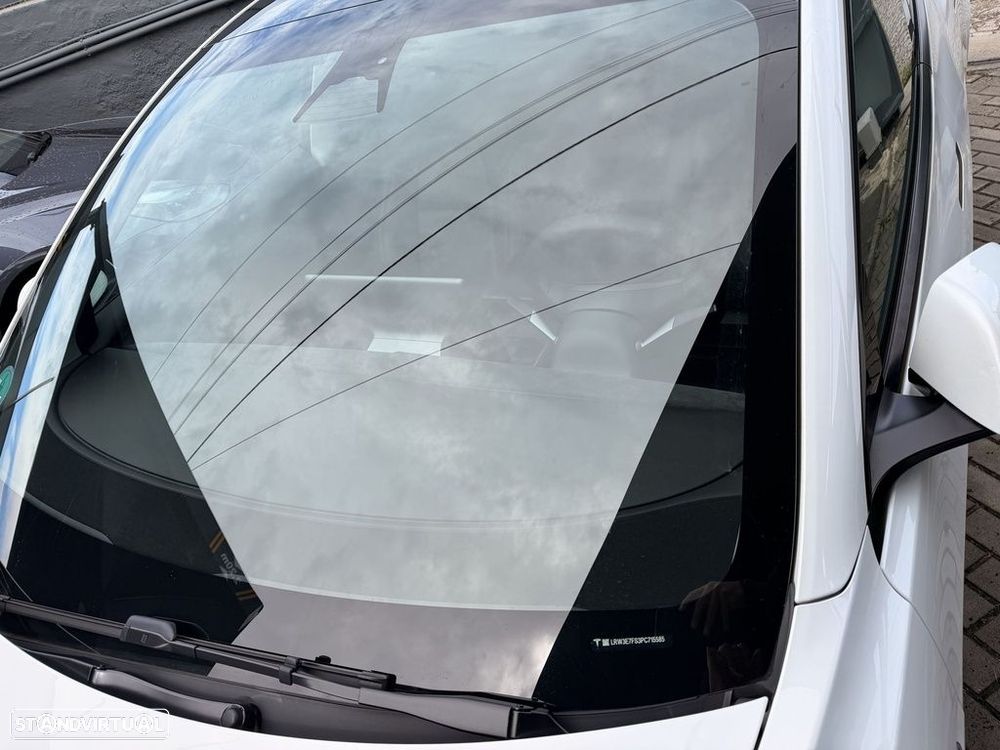 Tesla Model 3 Standard RWD - 5