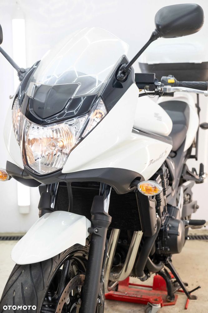 Suzuki Bandit - 10